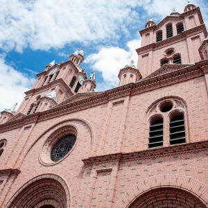 Conoce la Basílica del Señor de los Milagros