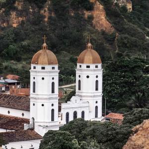 Foto  Templo y Claustro de San Francisco