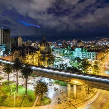 Descubre una calle llena de historias y ritmos dedicada exclusivamente a la comunidad LGBT